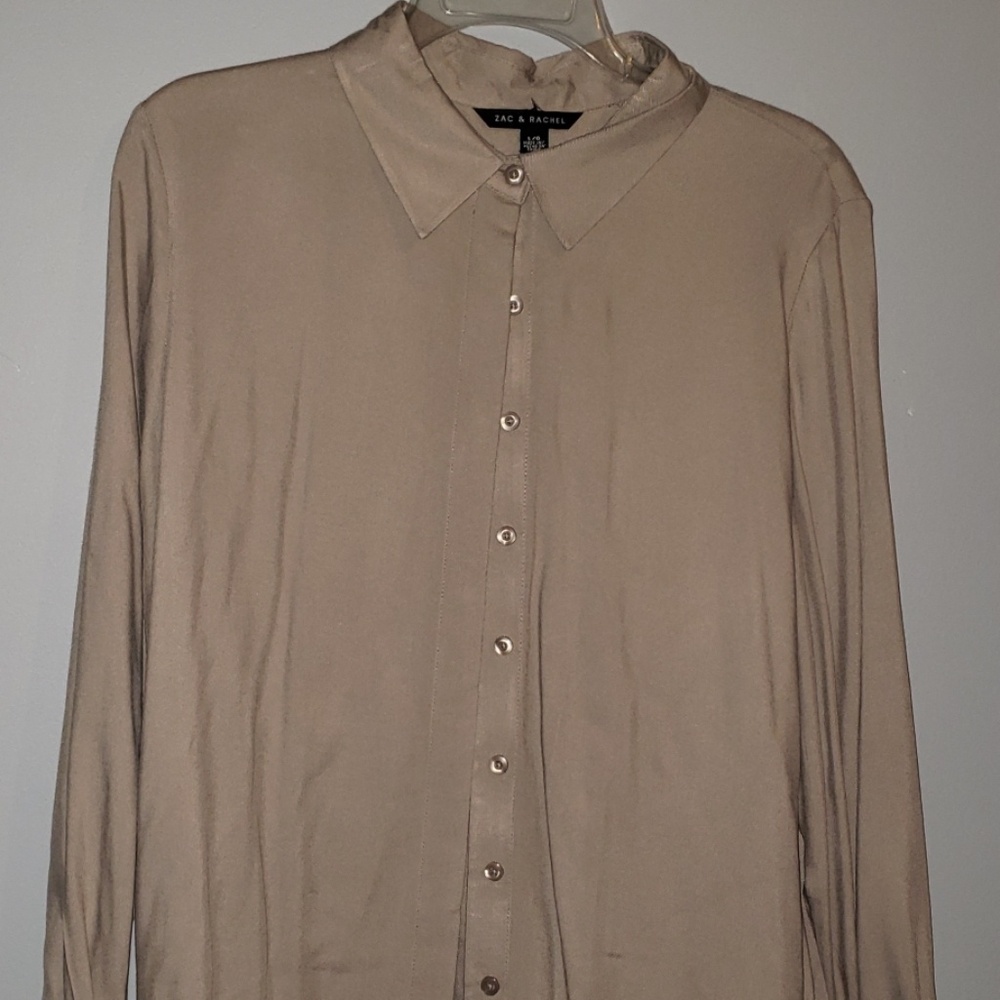 Long sleeve button-up dress shirt